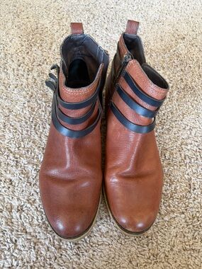 Franco Sarto Brown Leather Women’s Ankle Boots